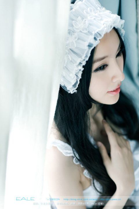 爱疯了 我的眼里只有你手机美女壁纸V1_八卦